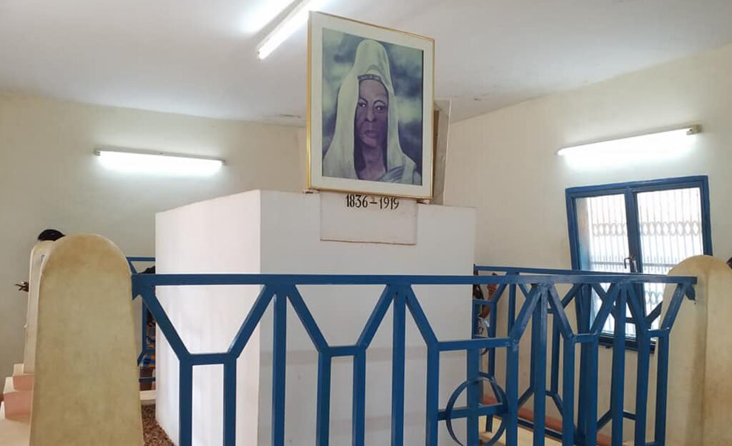 Mausolée Guimbi Ouattara