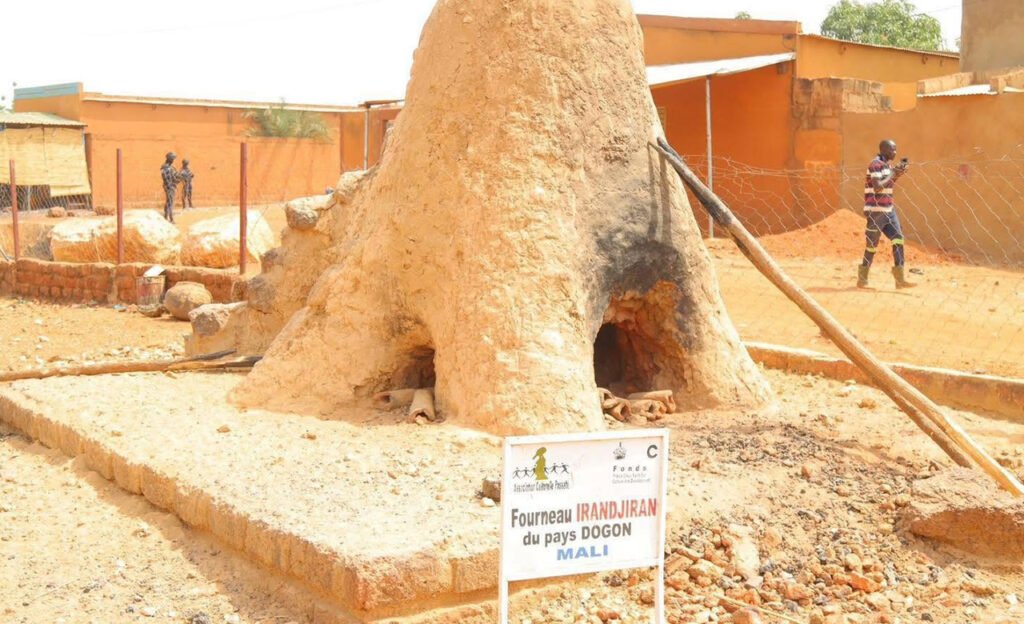 Musée des fourneaux africains de l’association Passaté